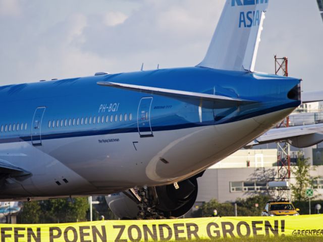 Nederlandse luchtvaartmaatschappijen stootten 12,3 Megaton CO2 uit in 2019